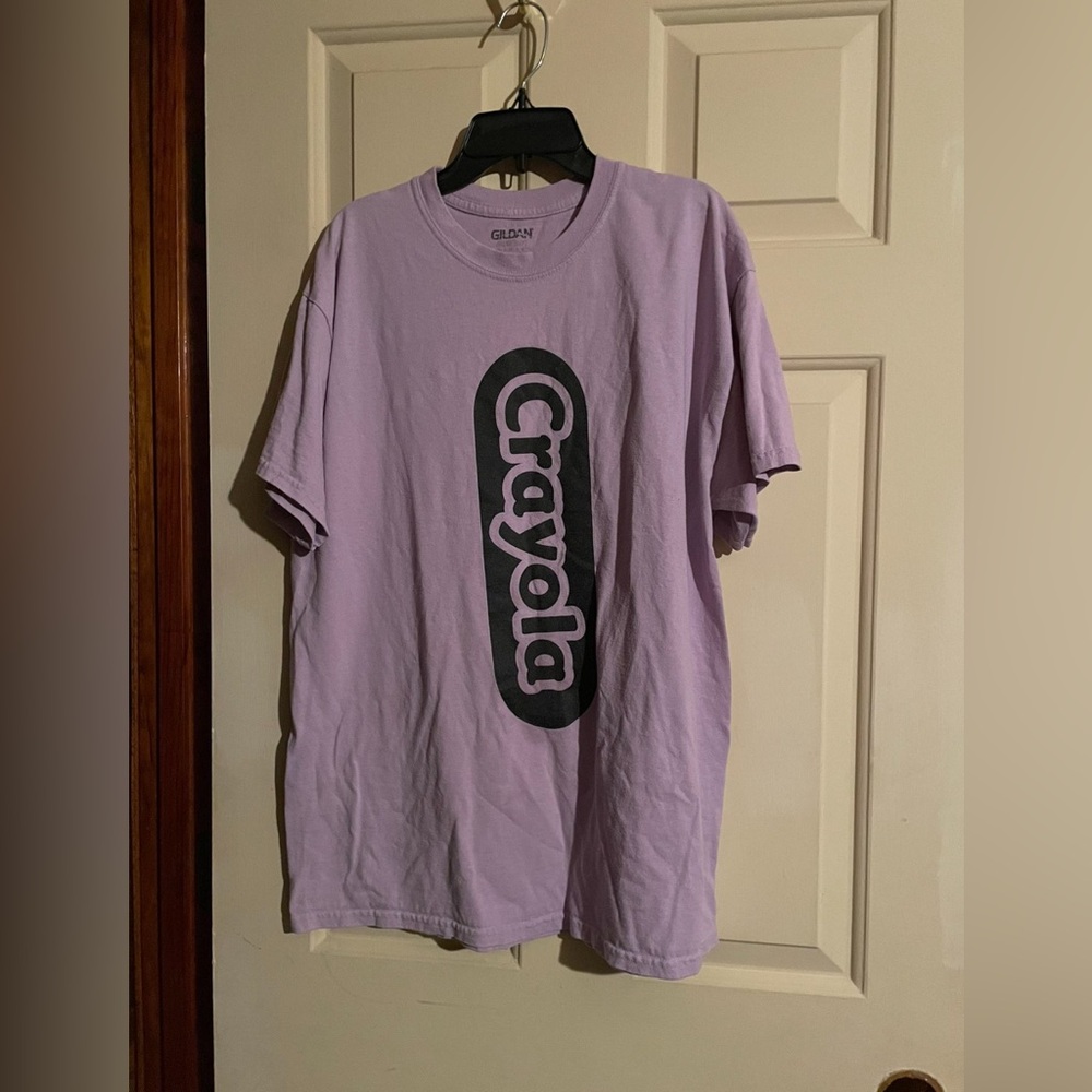 Gildan Lavender Crayola Men's Tee